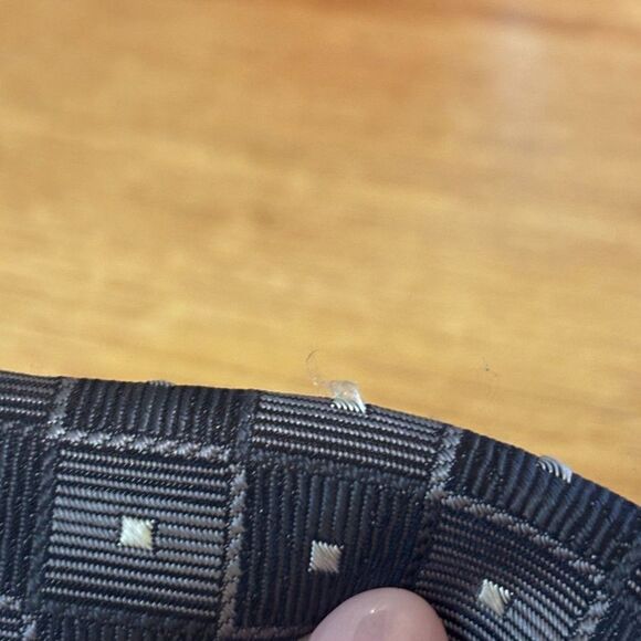 Joseph & Feiss Geometric Square Pattern Silk Tie Grey Silver - Picture 8 of 9